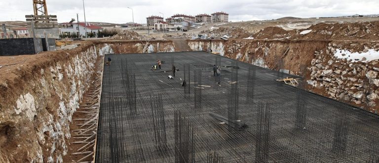 Hafik Gölünde hastane çalışması -radyobora