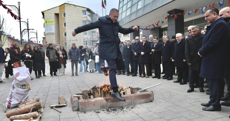 Nevruz Bayramı Kutlama Programı Düzenlendi-radyobora