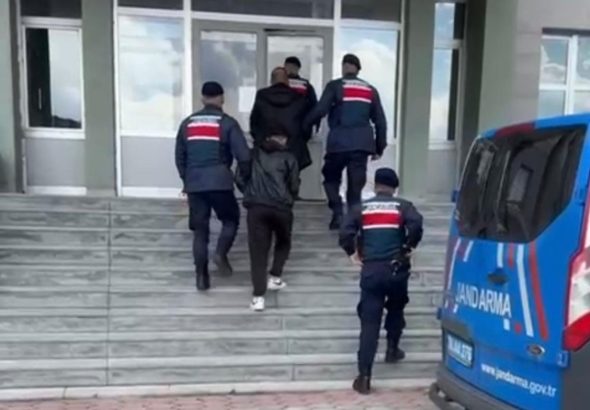 Sivas'ta Göçmen Kaçakcılığı-SİVAS GAZETE HABER-RADYOBORA