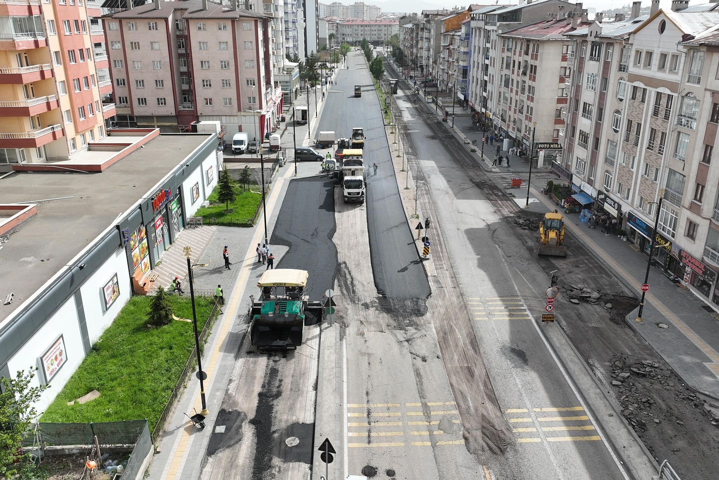 Güvenli yollar, konforlu yarınlar için çalışıyoru-sivas gazete haber-radyo bora