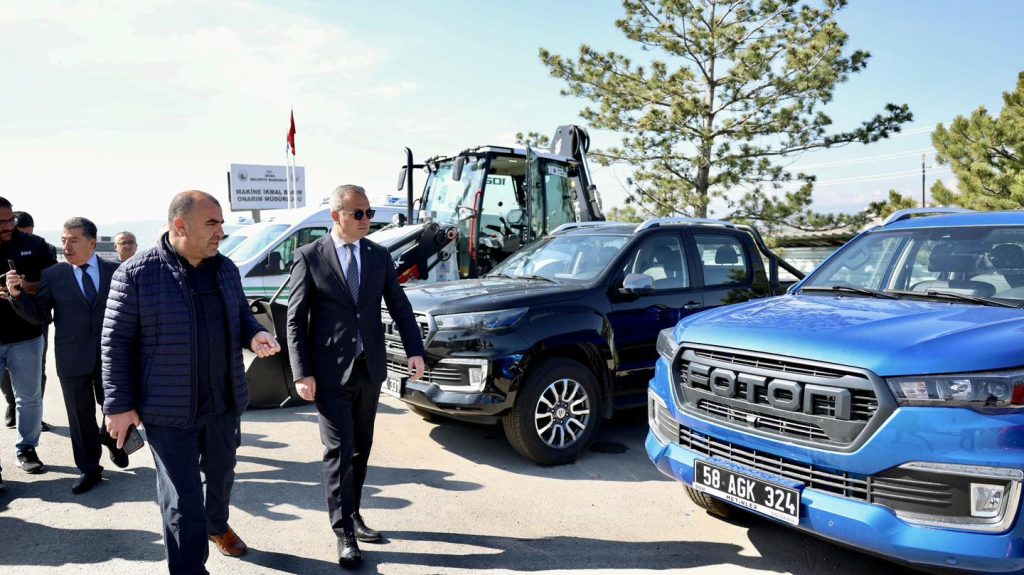 Sivas Belediyesi Araç Filosunu Güçlendiriyor-SİVAS GAZET HABER- RADYO BORA