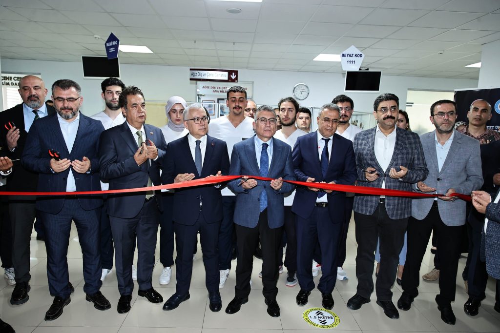 Sivas Cumhuriyet Üniversitesi Diş Hastanesi Acil Polikliniğinin Açılışı Yapıldı- SİVAS GAZETE HABER-RADYTOBORA