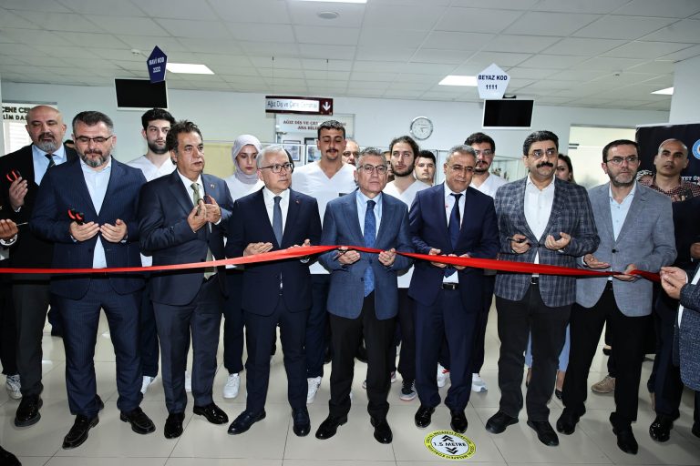 Sivas Cumhuriyet Üniversitesi Diş Hastanesi Acil Polikliniğinin Açılışı Yapıldı- SİVAS GAZETE HABER-RADYTOBORA