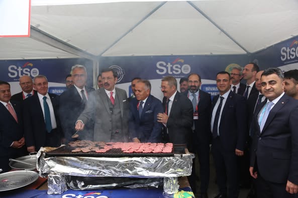 Meşhur Sivas Köftesi, TOBB İkiz Kuleler’de Tanıtıldı-sivas gazete haber -radyo bora