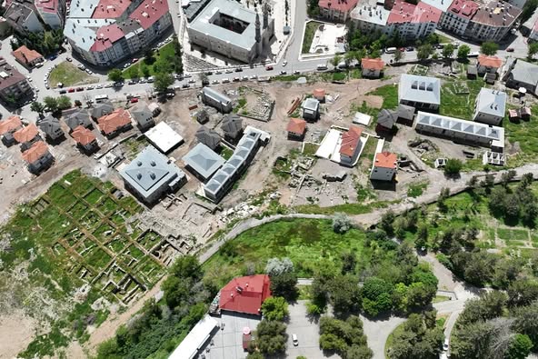 Sivas Kale’de 3. Etap Çalışmaları Başladı -sivas gazete haber -radyo bora