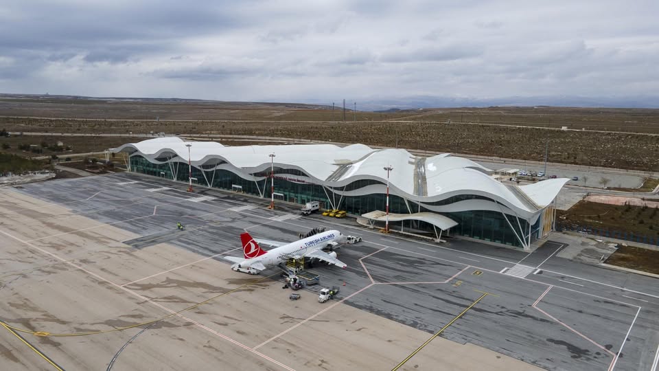Sivas Nuri Demirağ Havalimanı, Mayıs ayında 44.491 yolcuya hizmet verdi-sivas gazete haber -radyobora