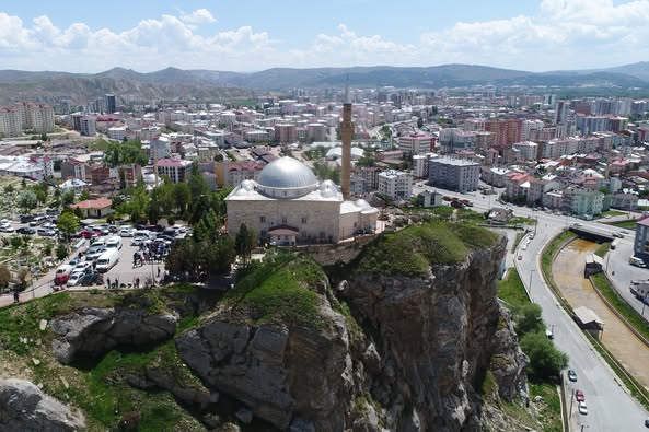 Sivas Yukarı Tekke Kayalıkları Rehabilitasyon ve Islah Projesi-sivas gazete haber-radyo bora