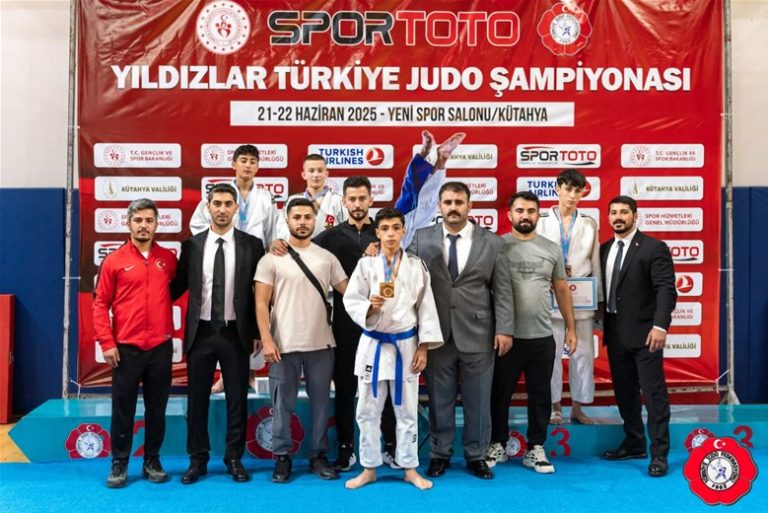 Sivaslı Judokalarımızdan Türkiye Şampiyonası’nda Büyük Başarı -sivas gazetet haber -radyo bora