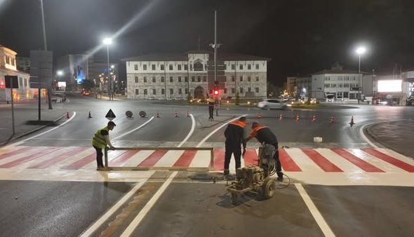 Sivas’ta Yol Çizgilerinde Yenileme Çalışmaları Başladı