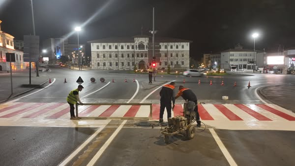 Sivas’ta Yol Çizgilerinde Yenileme Çalışmaları Başladı