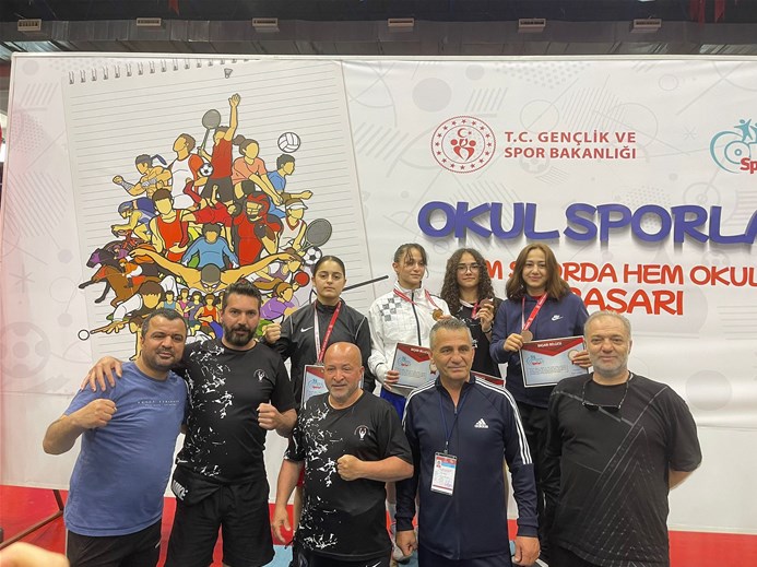 Türkiye Boks Şampiyonası’nda Sporcularımızdan Büyük Başarı-sivas gazete haber-radyo bora