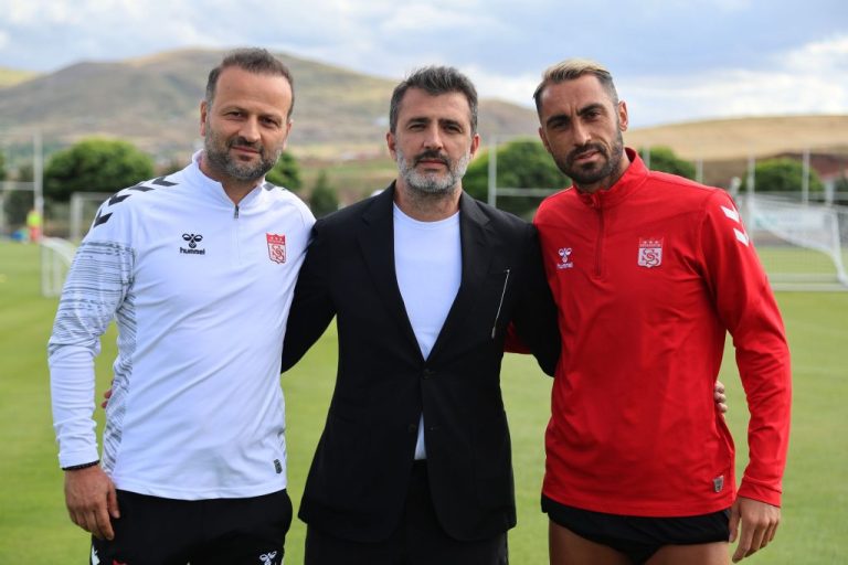 Gökhan Karagöl Uğur Çiftçi, Sivasspor da 58 Numaralı Formayı Giyecek -sivas gazetet haber-radyo bora