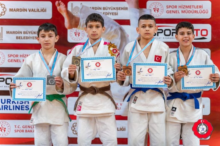 Minikler Türkiye Judo Şampiyonasında Sivaslı sporcularımızdan Büyük Başarı -sivas gazetehaber-radyobora