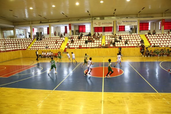 Sivas Belediye Spor U11 Erkek Basketbol Takımından Namağlup Şampiyonluk -sivas gazetet haber -radyo bora
