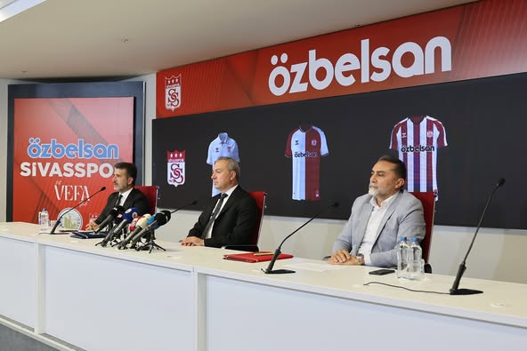 Kırmızı-beyazlı formaya “Özbelsan” çok yakıştı...sivas gazete haber -radyo bora