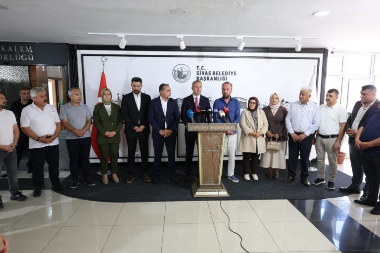 Sivasspor'a Özbelsan, İsim ve Forma Göğüs Sponsorumuz Oldu -sivas gazete haber -radyo bora