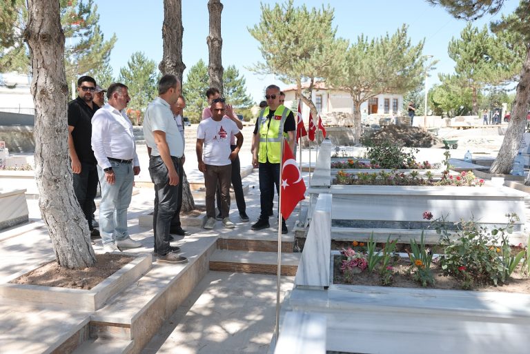 Sivas'ta Garnizon Şehitliği’nde Yenileme Çalışmaları Sürüyor.-SİVAS GAZETE HABER -RADYOBORA