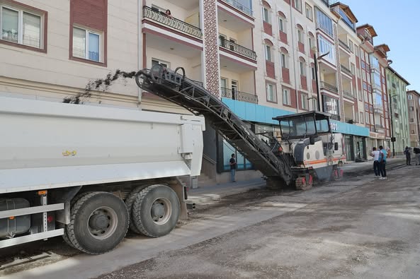 Sivas'ta Kazancılar Caddesi’nde Sıra Üstyapıda -SİVAS GAZETE HABER -RADYO BORA