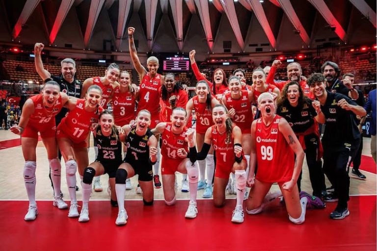 FİLENİN SULTANLARI FİNALDE! -sivasgazetehaber-radyobora