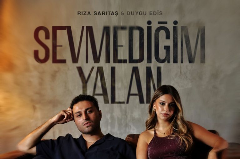 İki güçlü yorumcu bir arada sivasgazetehaber radyobora