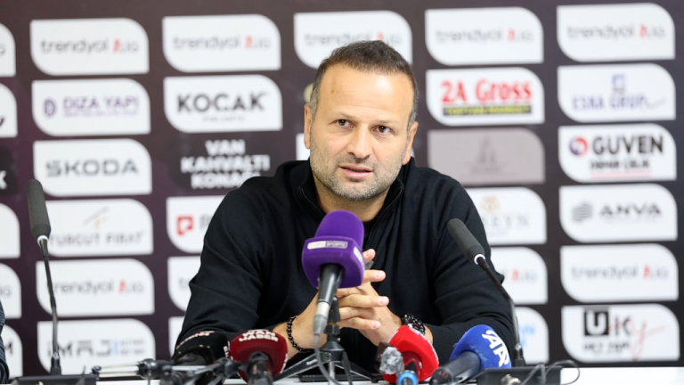 Sivasspor Teknik Direktörü Osman Zeki Korkmaz, Van Spor FK maçını Değerlendirdi sivasgazetehaber radyobora