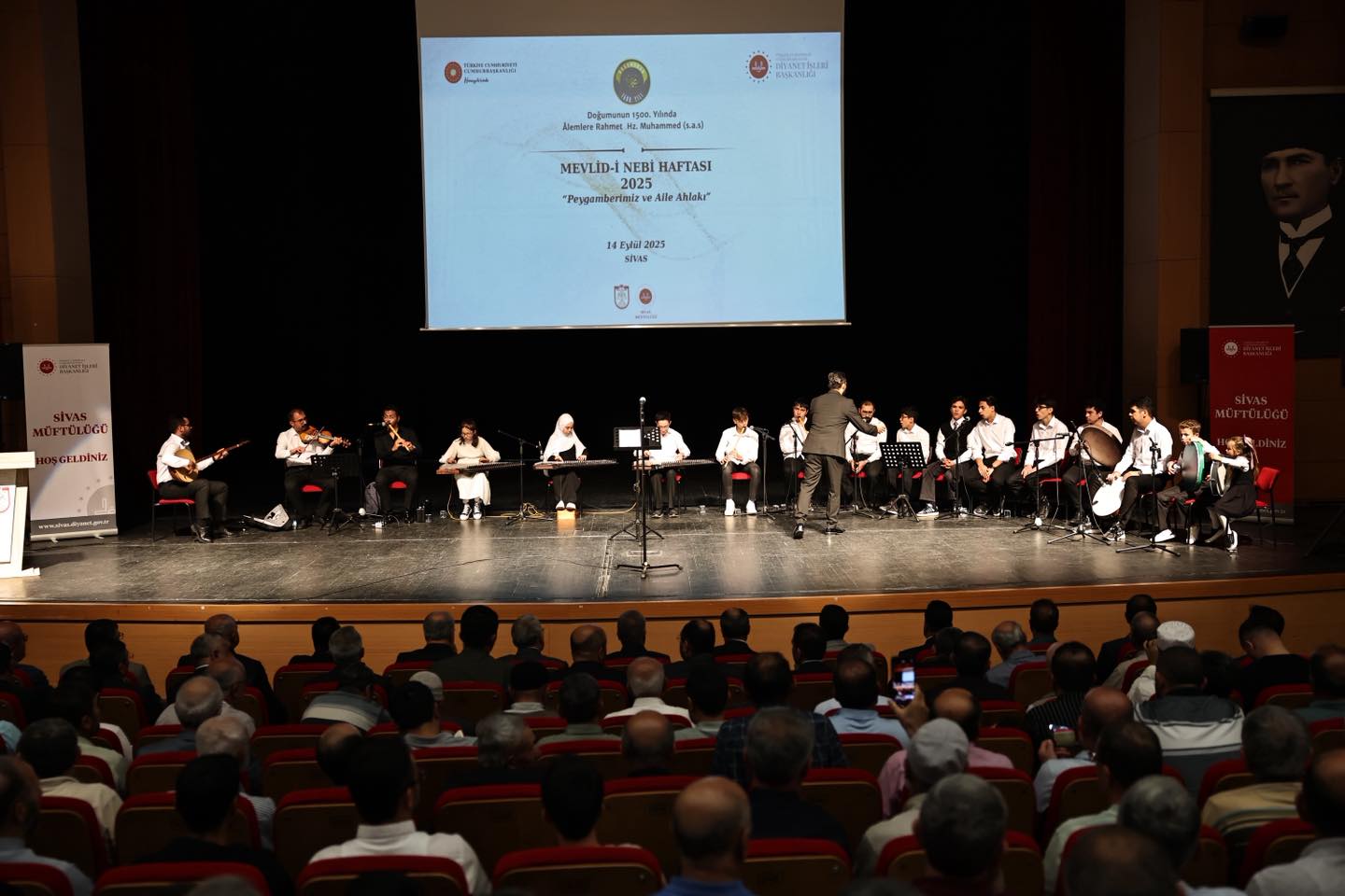 Sivas'ta Hz. Peygamber Ve Aile Ahlakı Konulu Konferans Düzenlendi. -SİVASGAZETEHABER-RADYOBORA