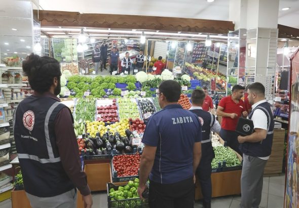 Sivas'ta Marketlerde Fiyat Ve Etiket Eenetimi Yapıldı -SİVASGAZETEHABER-RADYOBORA