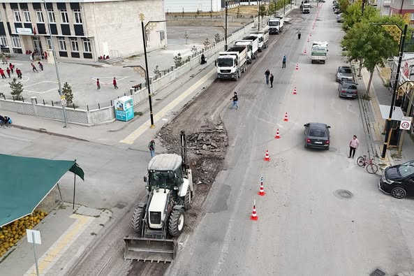 Sivas'ta Plevne Caddesi’nde Yenileme Çalışmalarına Başladı SİVASGAZETEHABER RADYOBORA