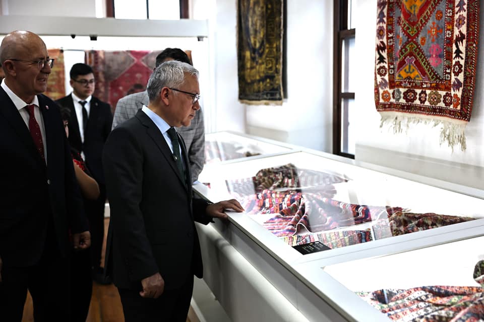 Tarih ve kültür şehri Sivas, 4 Eylül Sivas Kongresi'nin 106. yıl dönümünde birçok sergiye ev sahipliği yapıyor. -sivasgazetehaber-radyobora