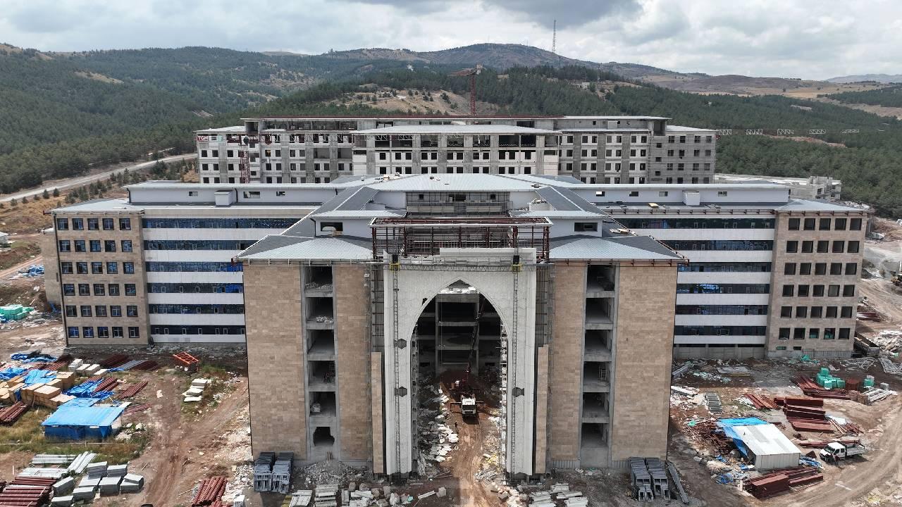 Yeni Sivas Cumhuriyet Üniversite Hastanesi sivasgazetehaber radyobora