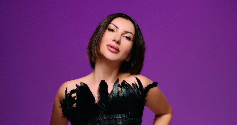 Mine Ayman la 90 Lara Yeni Yolculuk Böl Beni 2 RADYOBORA