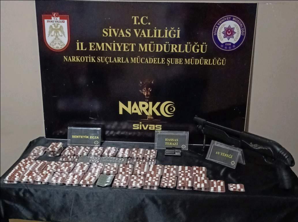 Sivas Narkotik Suçlarla Mücadele Ekiplerince 5 Şahış Yakalandı sivasgazetehaber radyobora