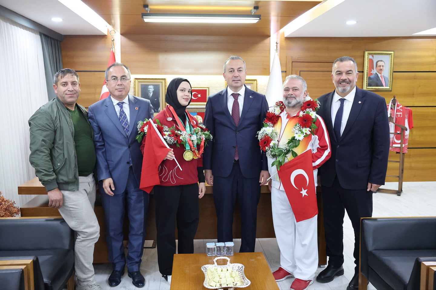 Sivas’ımızın Gururu Dünya Şampiyonlarını Sivas Belediyesi Misafir Etti svasgazetehaber radyobora