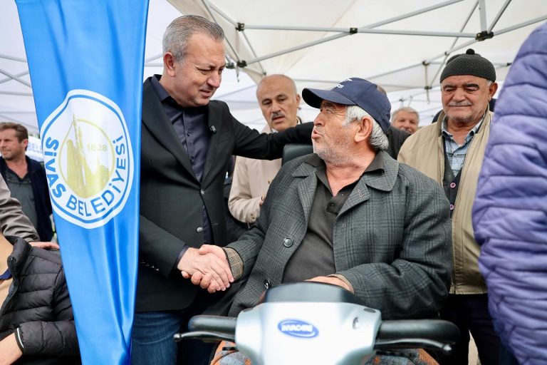 Sivas'ta Engelleri Birlikte Aşıyoruz sivasgazetehaber radyobora