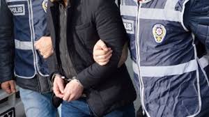 Sivas'ta FETÖ-PDY Silahlı Terör Örgütüne Üye Olma Suçundan Aranan Sahış Yakalandı