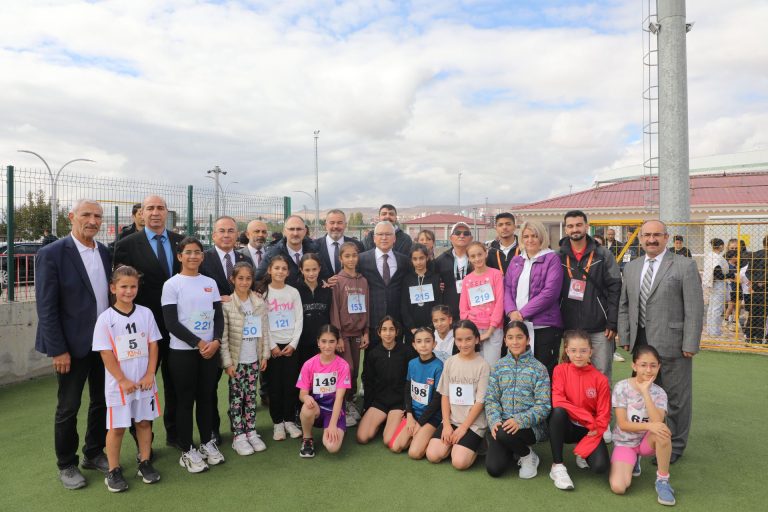 Sivas’ta Spor Yatırımları Devam Ediyor sivasgazetehaber radyobora