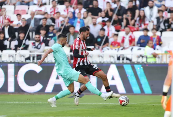özbelsan a.ş sivasspor o -serikspor 0  sivasgazetehaber radyobora
