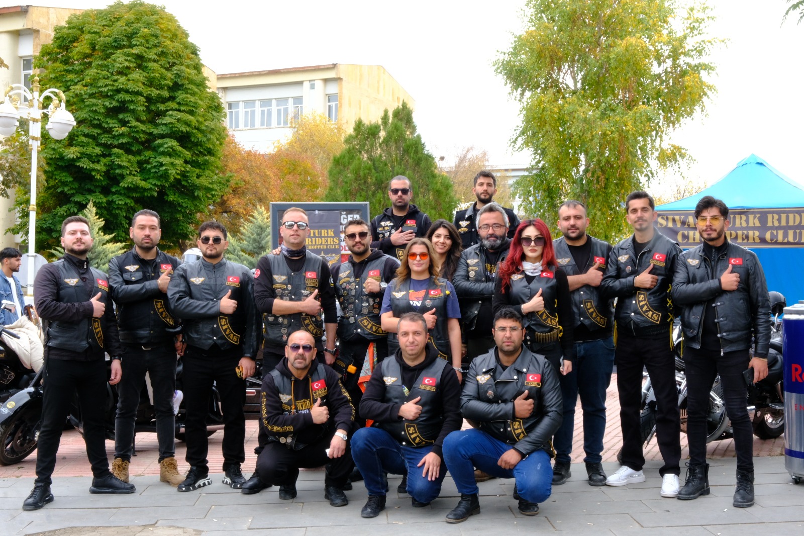 sivas cumhuriyet ünüversite kampusunde türk Riders Motosiklet Kulübü Sivas şubesi iş birliğiyle üniversite kampüsünde bir etkinlik düzenlendi. sivasgazetehaber radyobora