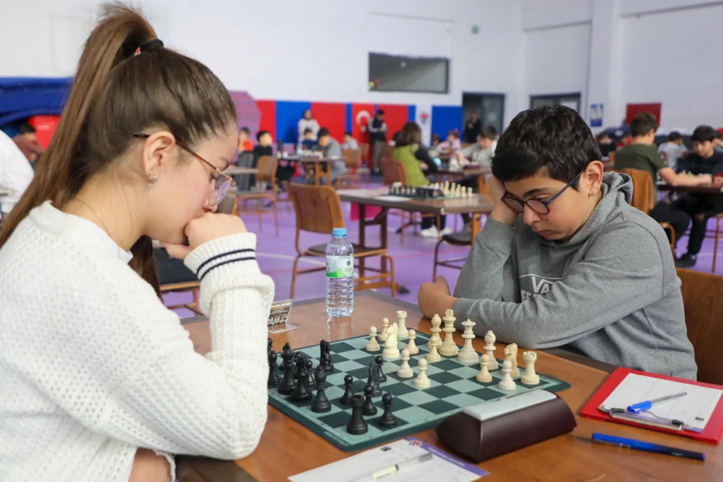 8 Yaş ve Altı  Satranç Turnuvası Sivas'ta Başladı sivasgazetehaber radyobora
