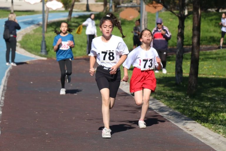 Sivas'ta 10 Kasım Atatürk’ü Anma Koşusu Gerçekleştirildi sivasgazetehaber radyobora