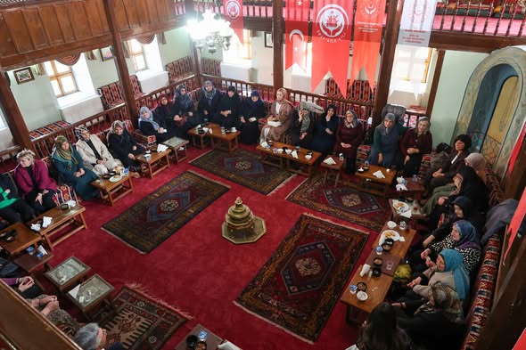 Sivas'ta Bir Demlik Sohbet sivasgazetehaber radyobora