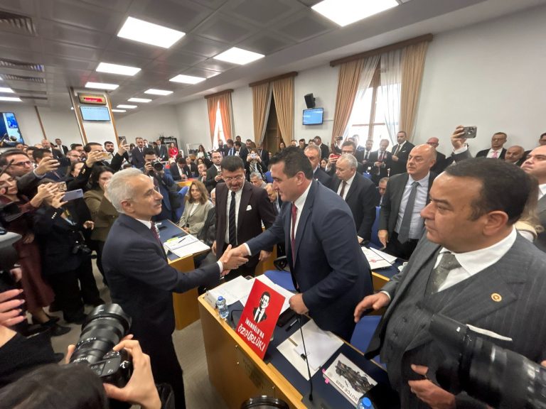 Sivas'ta Geminbeli Tünelinin Ucu Halka Karanlık Ulaş Karasu sivasgazetehaber radyobora