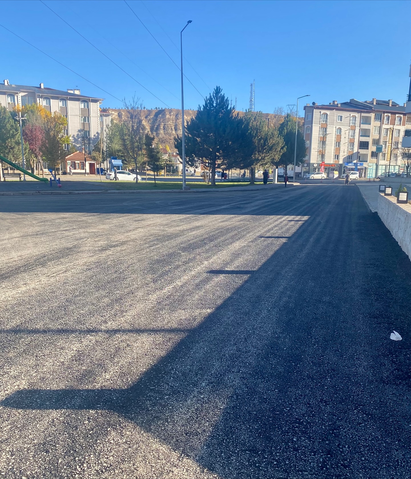 Sivas'ta yolların daha konforlu hale getirmek için çalışmalar aralıksız sürüyor sivasgazetehaber radyoboora