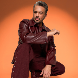 Emre Altuğ  Eski Emre Dönüyor radyobora