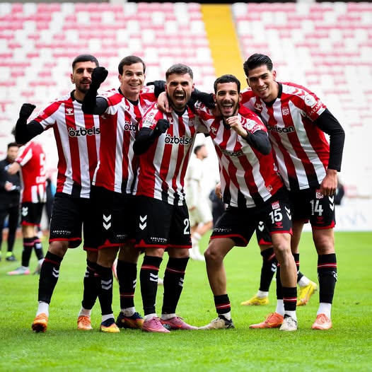Özbelsan Sivasspor 2-0 Bandırmaspor sivasgazetehaber radyobora 2