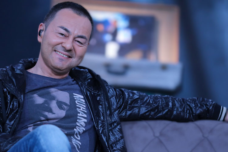 Serdar Ortaç'tan Yeni Single radyobora