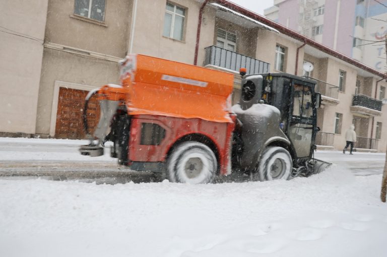Sivas Belediyesi Tüm Ekipleriylr Sahada sivasgazetehaber radyobora