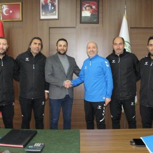 Sivas Gücü Belediyespor Yeni Teknik Direktörü Özer Karadaş ve Ekibiyle Sözleşme İmzaladı. sivasgazetehaber radyobora