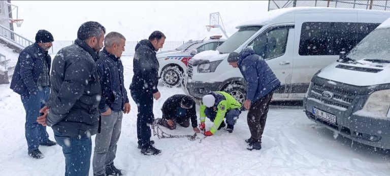 Sivas İl Jandarma Komutanlığı Trf. Timlerince Trafik Semineri Düzenlendi sivasgazetehaber radyobora
