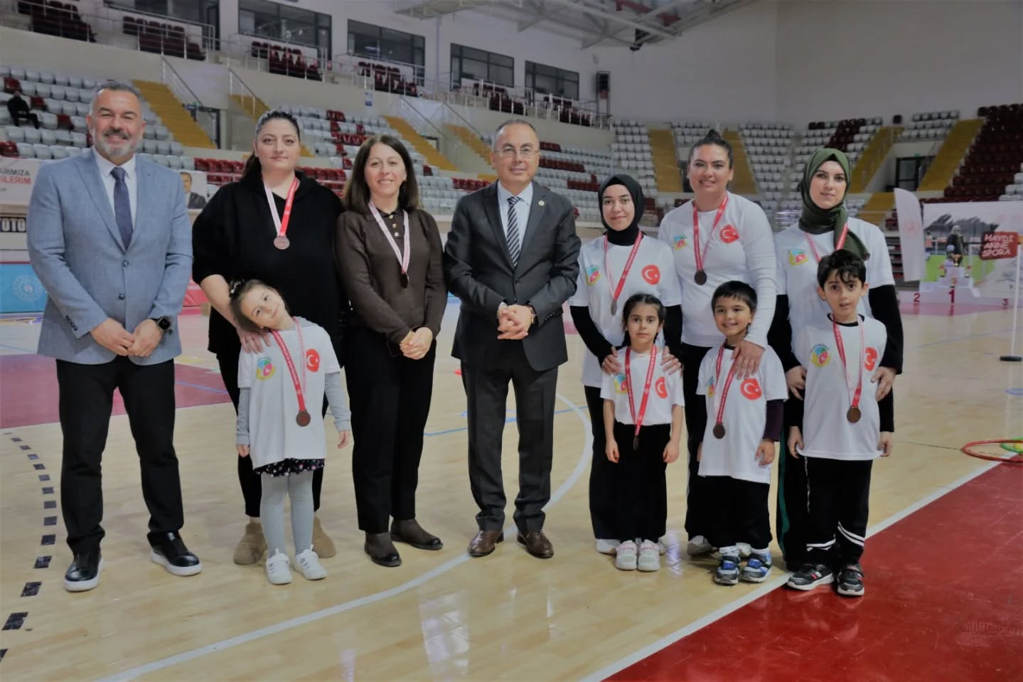 Sivas'ta Haydi Anne Spora Anaokulları Spor Şenliği Düzenlendi sivasgazetehaber radyobora 1